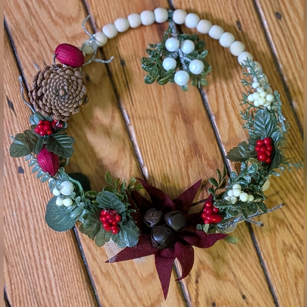 Handmade Holiday Wreath with Faux Berries & Greenery, Real Potpourri & Pinecones